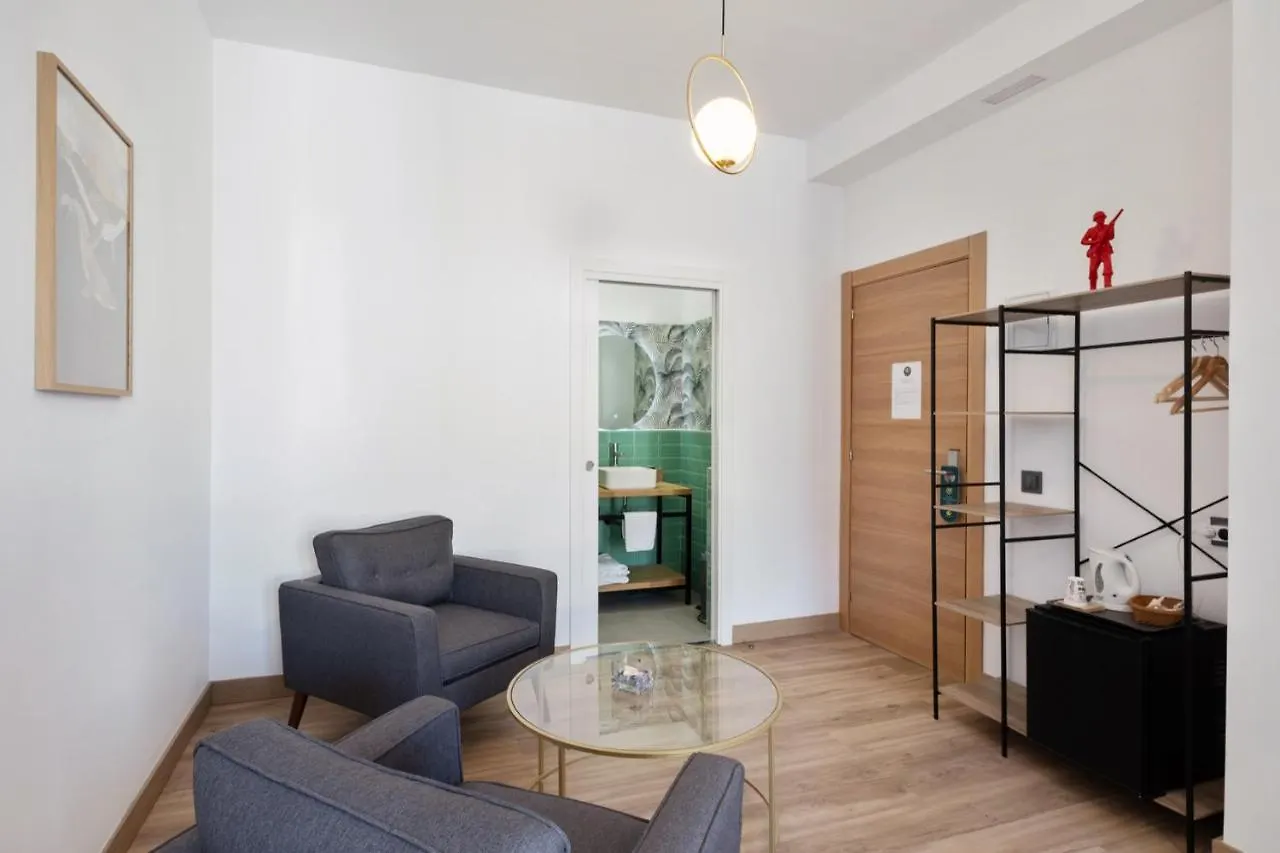 Malaga City Suites Hotel