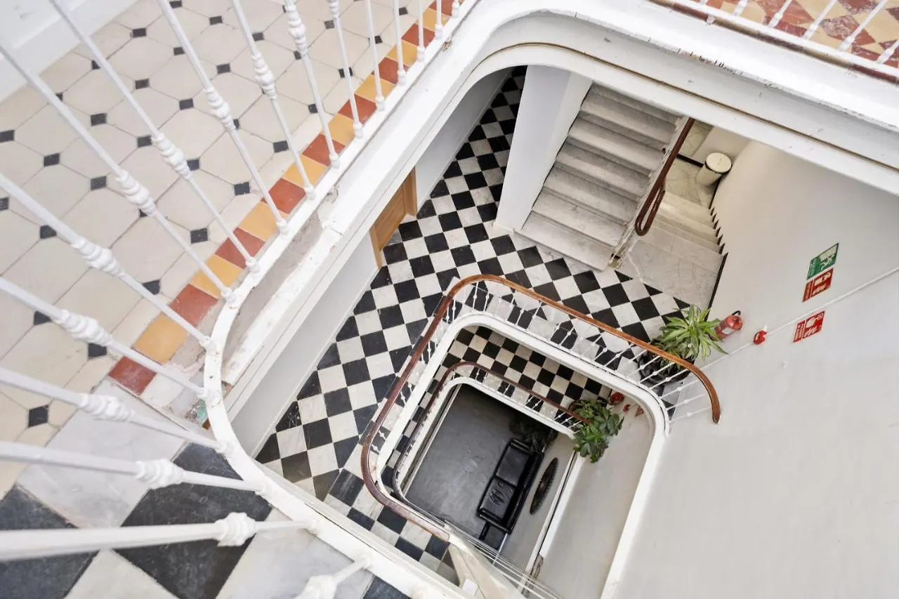 Malaga City Suites 2*,  Spanien